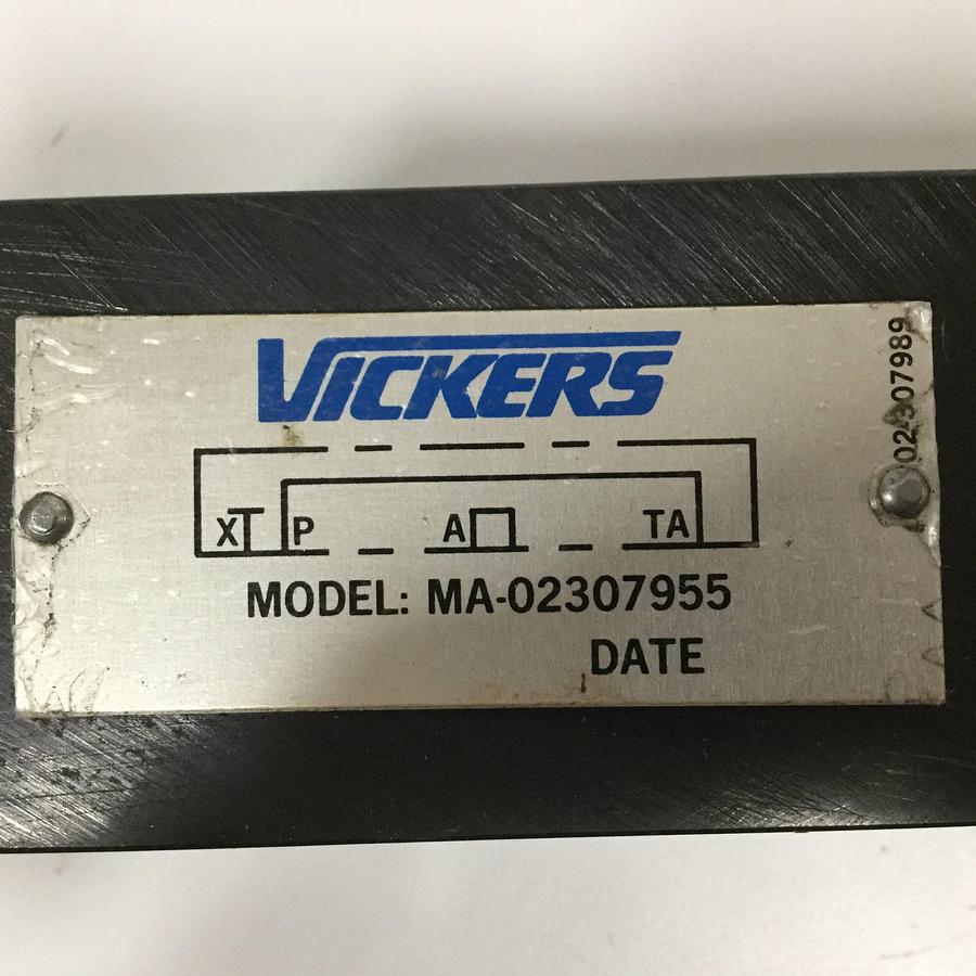 Used VICKERS Valve MA-02307955 Used