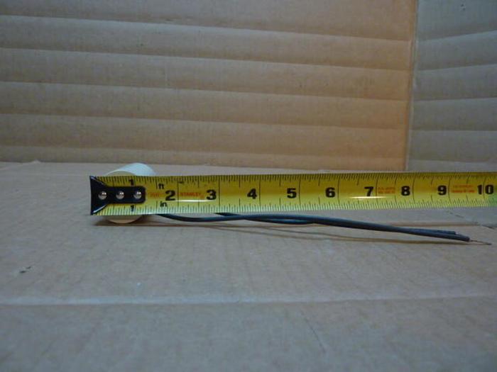 ADVANCE BALLAST Capacitor 7C050L33 New