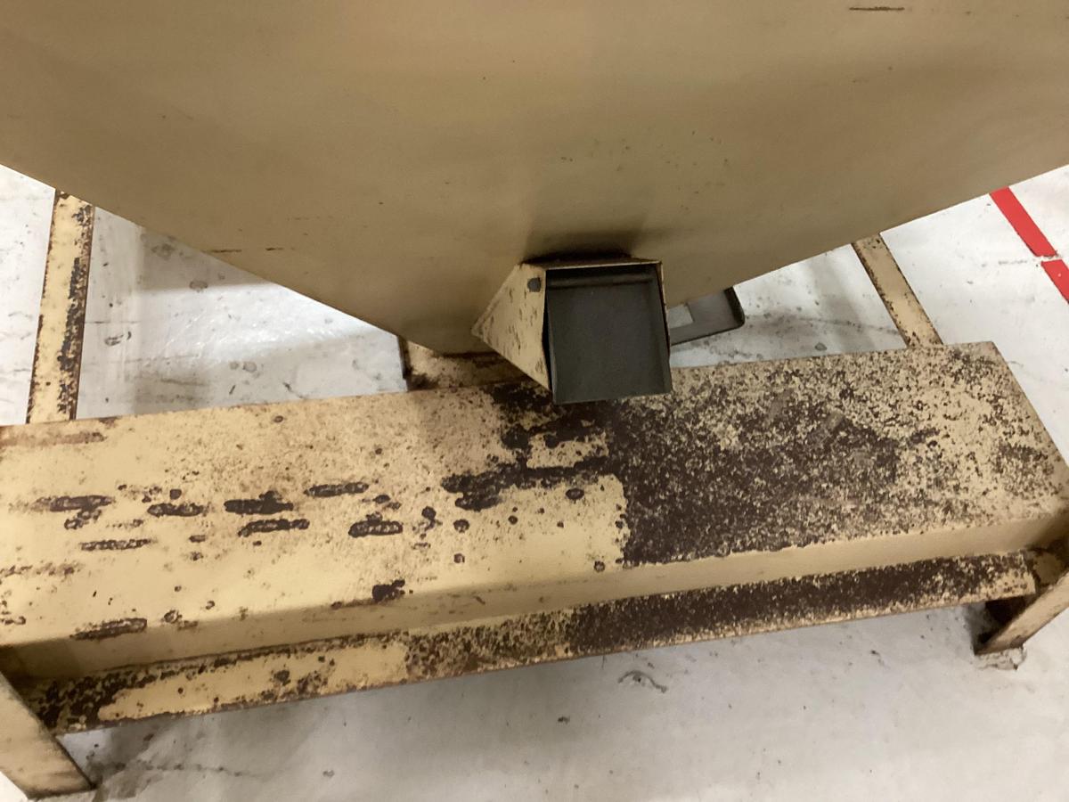 Used MATERIAL HANDLING 47 x 47 x 56 Surge Bin