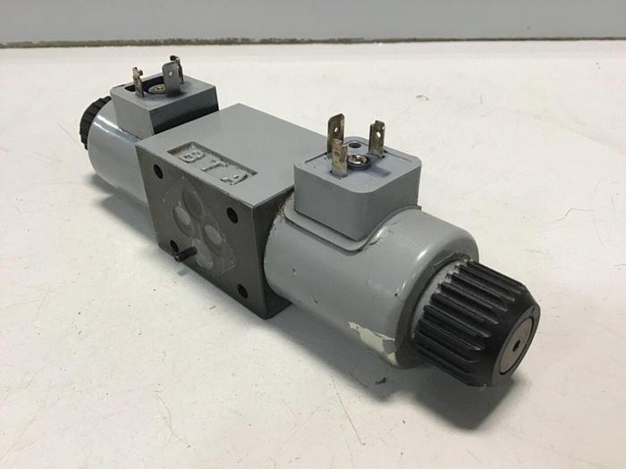 Used BOSCH Hydraulic Valve 081WV06P1V1001WS024 9810231431 #138406