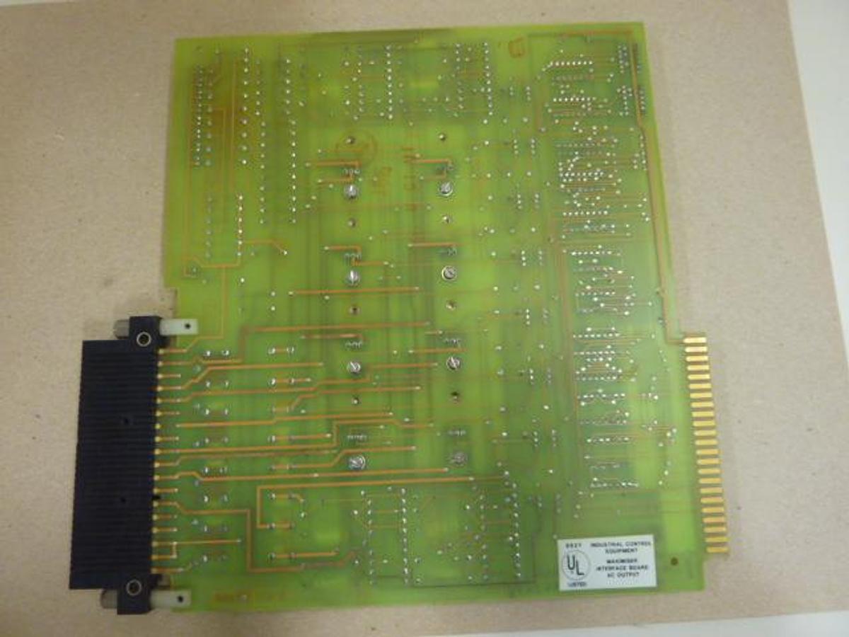 Used CINCINNATI MILACRON Output Board 3-531-3563A USED