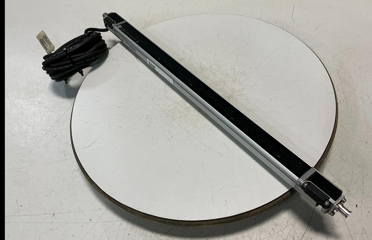 Used KEYENCE CORP SL-C24H-R