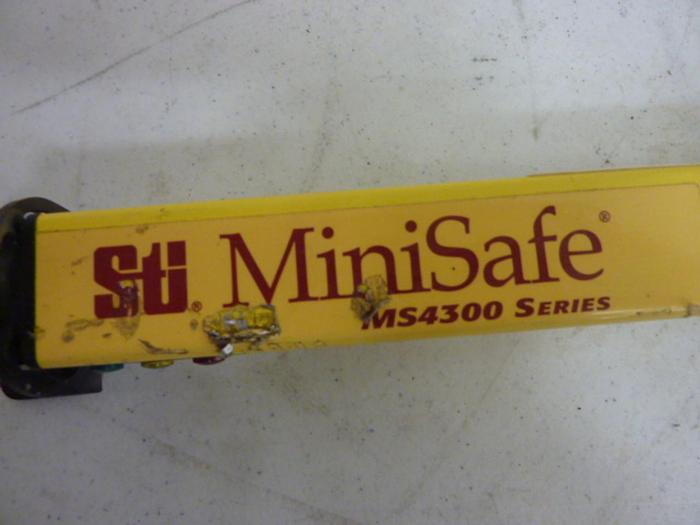 Used STI Light Curtain Transmitter MS4356BX Used
