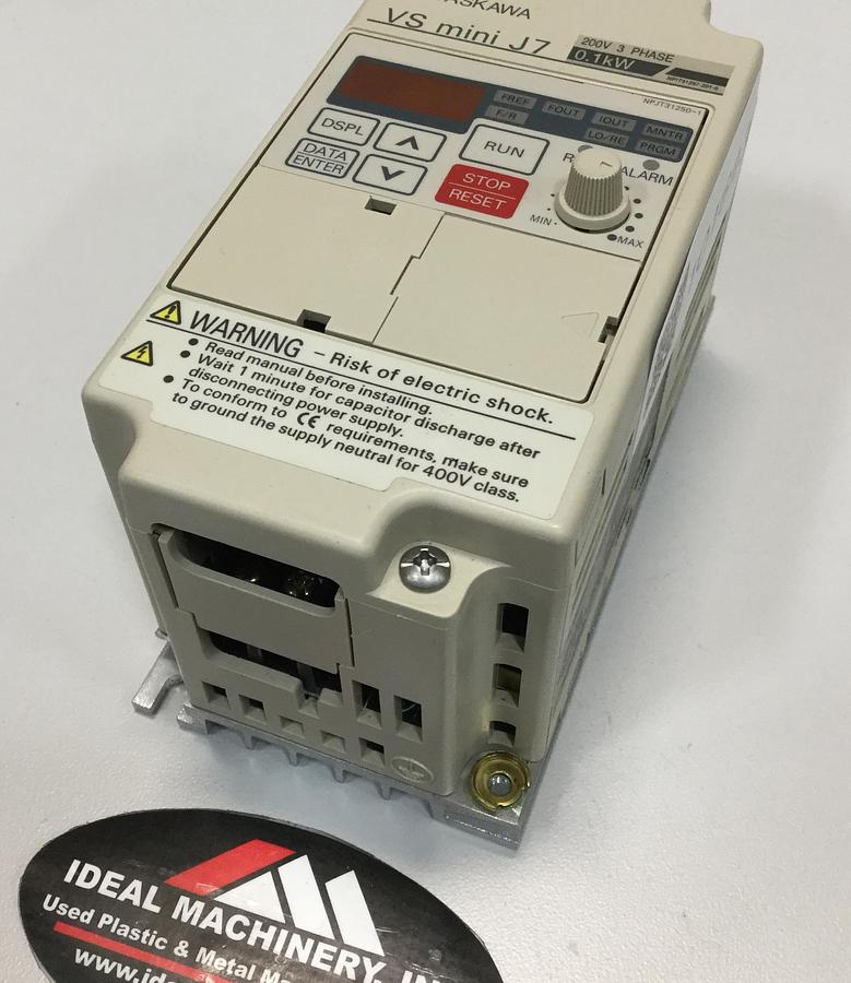 Used YASKAWA VS Mini J7 Inverter CIMR-J7AA20P1 USED
