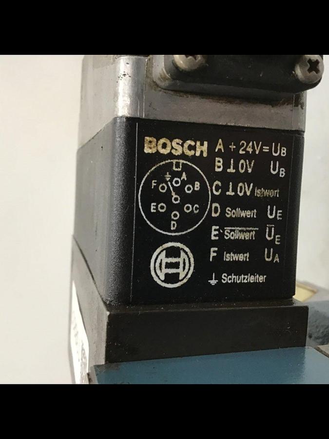 Used BOSCH SERVO  Proportional Valve 0 811 404 304 USED