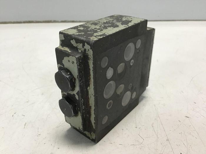 Used YUKEN Valve TC2G-03-40 #135623