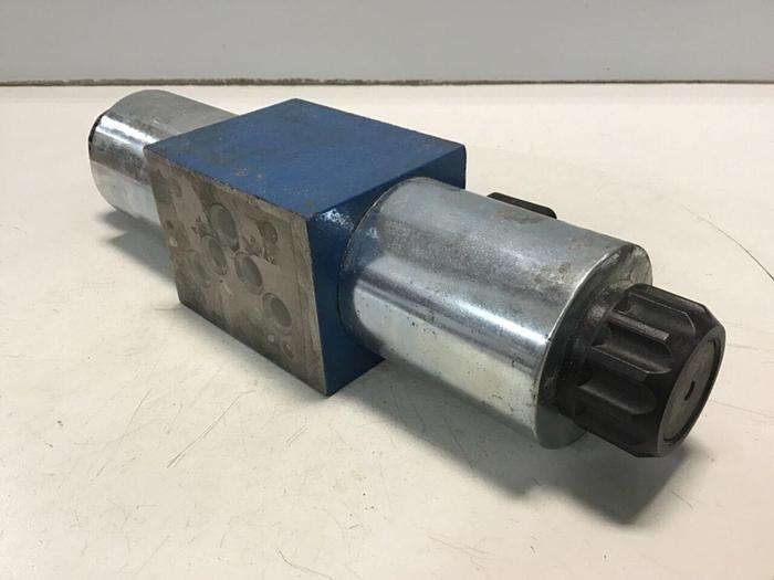 Used REXROTH Valve 4WE10U33/CG24N9K4 #137921