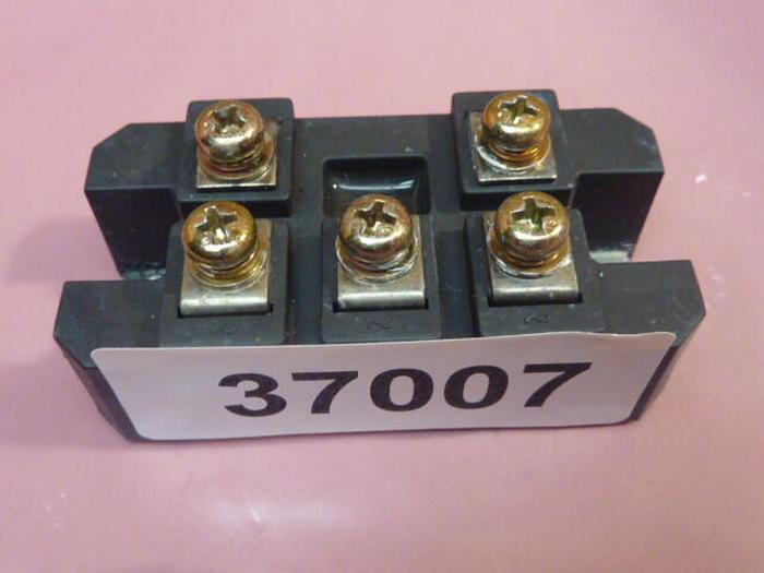 Used FUJI ELECTRIC Power Module 6RI100E-060 #37007