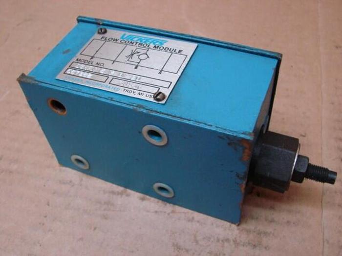 Used VICKERS Flow Control Module DGMFN151YBW20 #21704