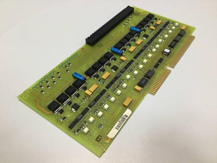 Used CINCINNATI MILACRON Circuit Board 3-542-1292A / BRACKET Used