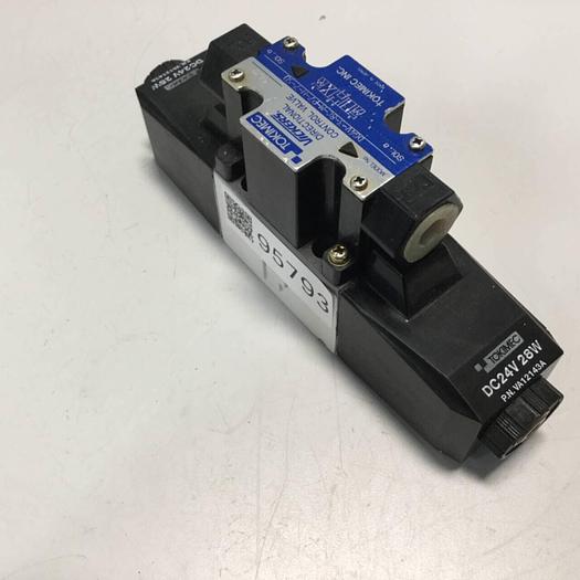 Used VICKERS Tokimec Directional Control Valve DG4V38CMP7H750 #95793