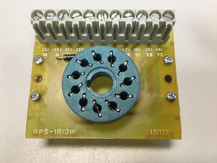Used LUTZE Relay Base RPS-1R/3W #101818