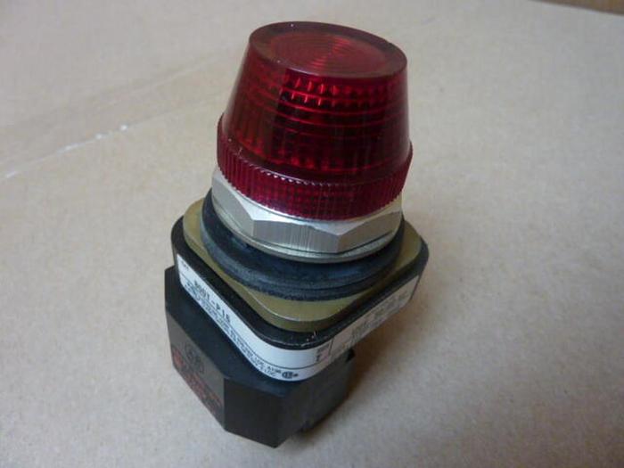 Used ALLEN BRADLEY Pilot Light 800T-P16-RED #30404