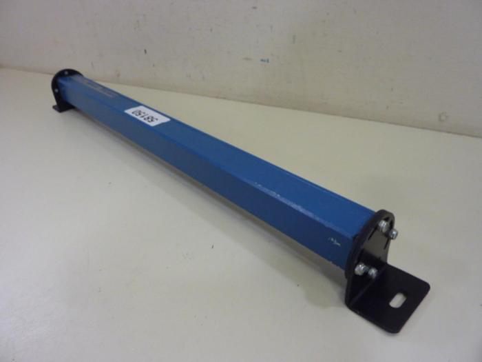 Used PINNACLE SYSTEMS INC Light Curtain Receiver MG-20-OF-AU #58150