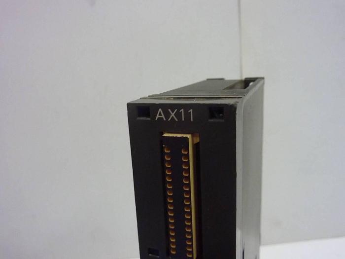 Used MITSUBISHI Programmable Controller AX11 #8381