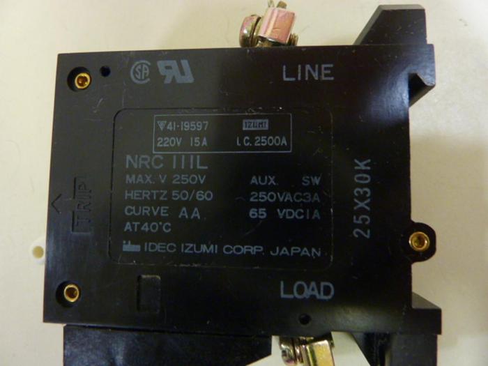 Used IDEC Circuit Protector NRC111L/15A #64269
