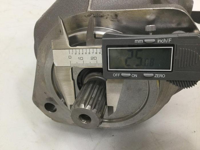 Used REXROTH Hydraulic Pump A10VO45DRG/31RPSC12K02S0420 USED