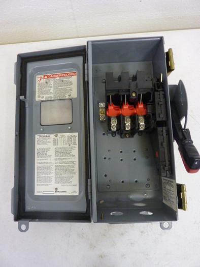Used SQUARE D 30 Amp Safety Disconnect Switch CHU361AWK #50781