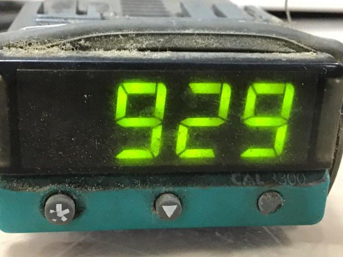 Used CAL CONTROLS Temperature Control CAL 3300 #135414