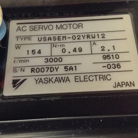Used YASKAWA AC Servo Motor USASEM-02YRW12 Used