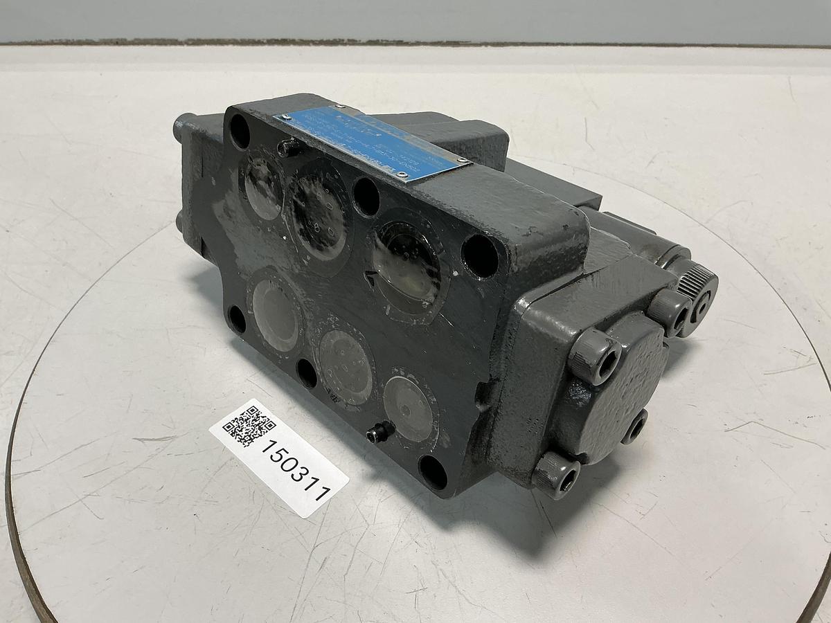 Used VICKERS DG4V-3S-6C-M-U-HL7-60-EN490-B13