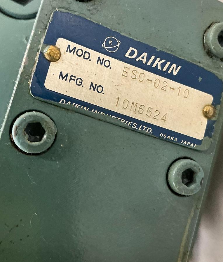 Used DAIKIN HV9OSAES