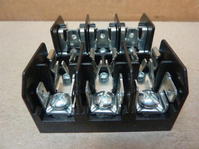 Used BUSSMANN 30 Amp Fuse Holder BC6033PQ #31067