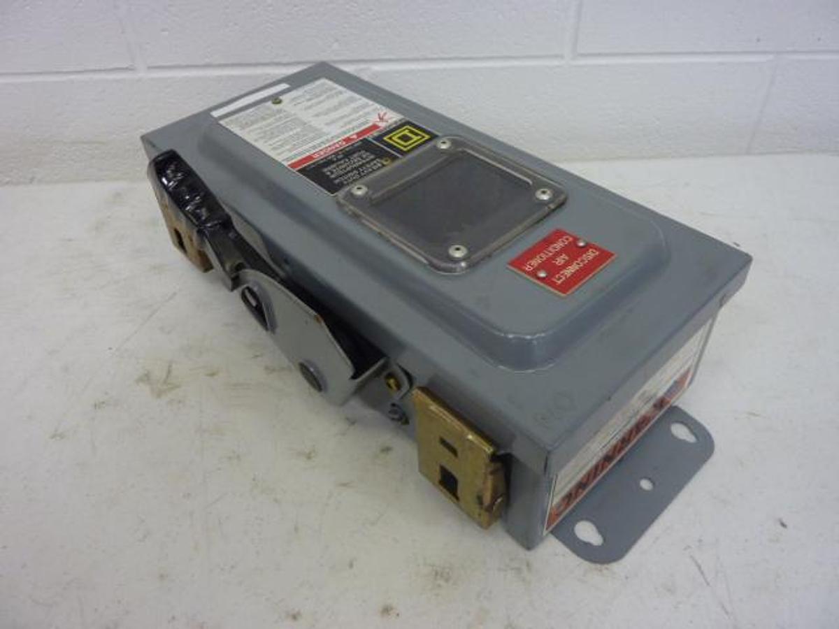 Used SQUARE D 30 Amp Safety Disconnect Switch CHU361AWK USED