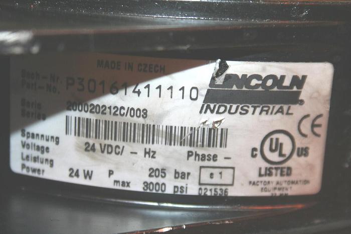 Used LINCOLN INDUSTRIAL Pump P30161411110 Used