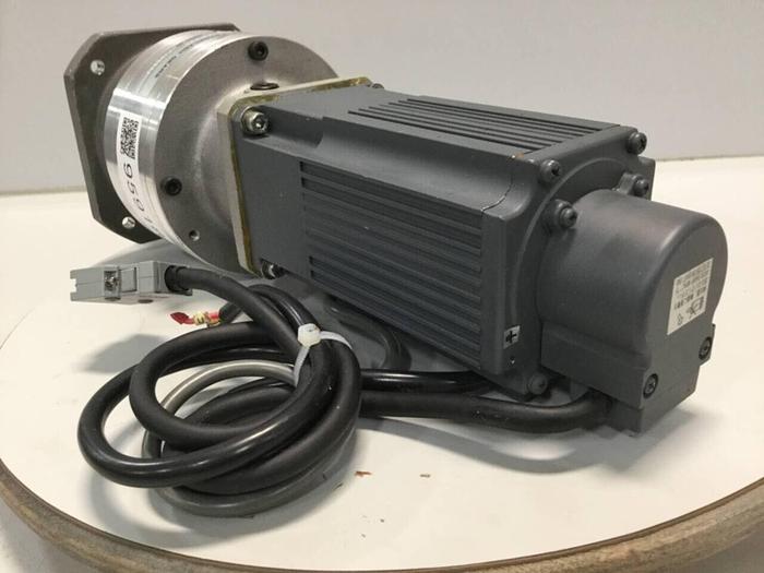 Used MITSUBISHI Servo Motor w/ Gear Motor HA-FH33B Used