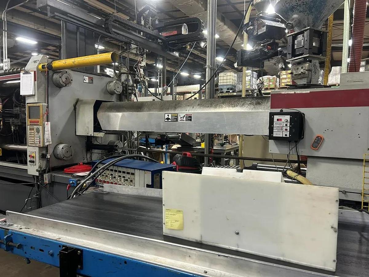 Used 1999 VAN DORN 500 Ton Injection Molding Machine 500HT-4300 USED
