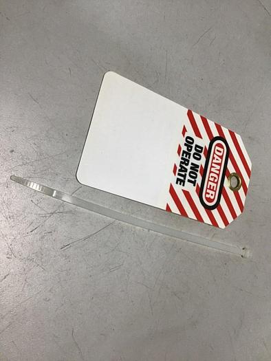 Used MASTER LOCK Self Laminating Lockout Tags S4801 #111846