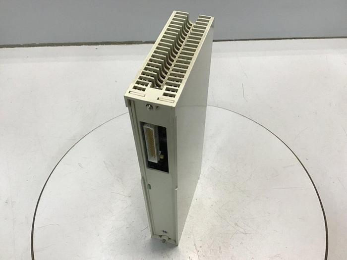 Used TOSHIBA Output Module B200P16DOP-1 #118406