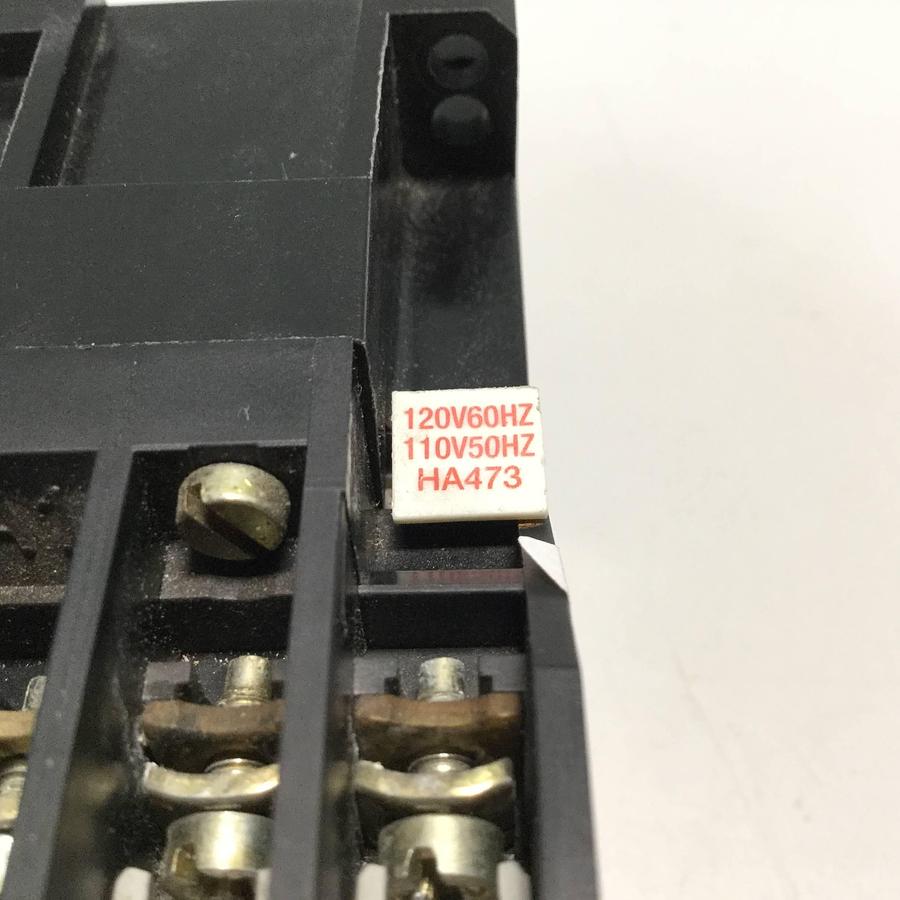 Used ALLEN BRADLEY Contactor 100-A09ND3 SER B USED