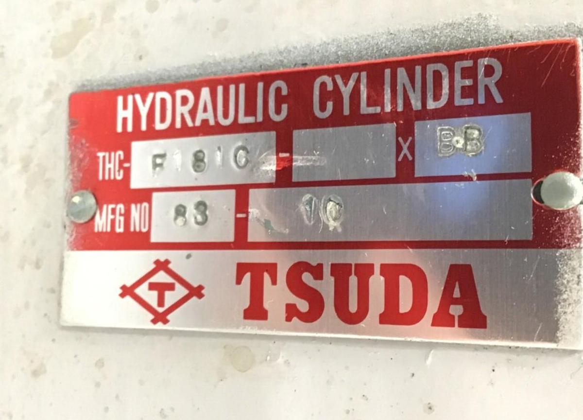 Used TSUDA Clamp Cylinder F181C Used