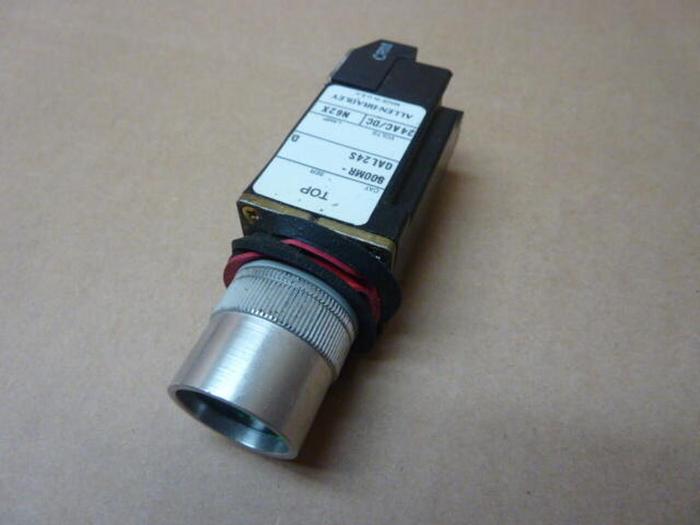 Used ALLEN BRADLEY Push Button 800MR-QAL24S GREEN #31276
