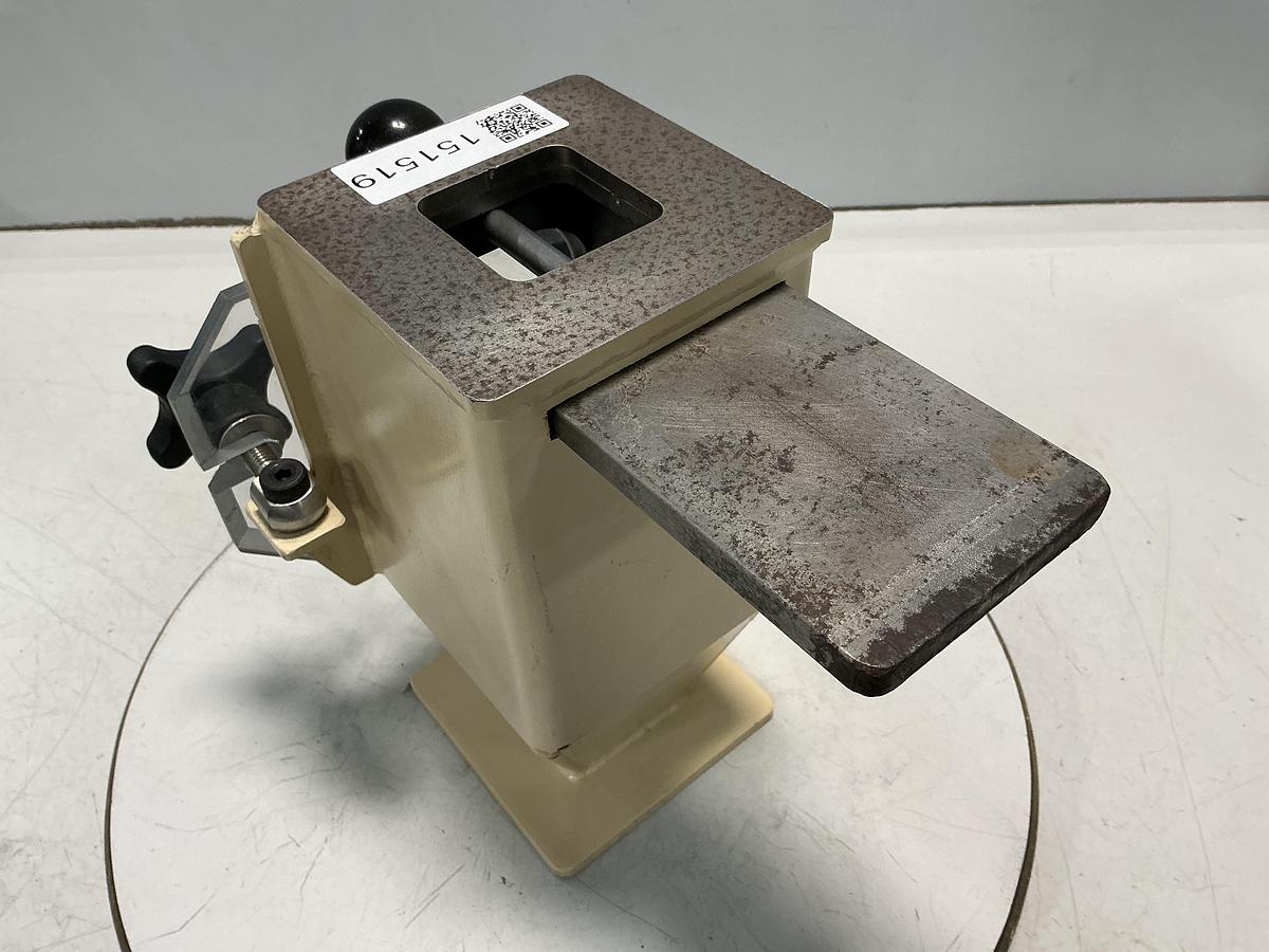 Used METAL FABRICATOR NO MODEL NUMBER / NO TAG