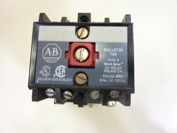 Used ALLEN BRADLEY AC Relay 700-P800A1 SER A #45866