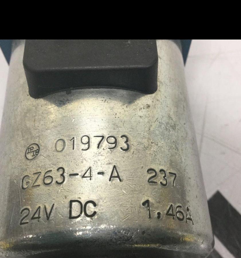 Used MANNESMANN REXROTH Valve 4WE10J31CG24N9K4 USED