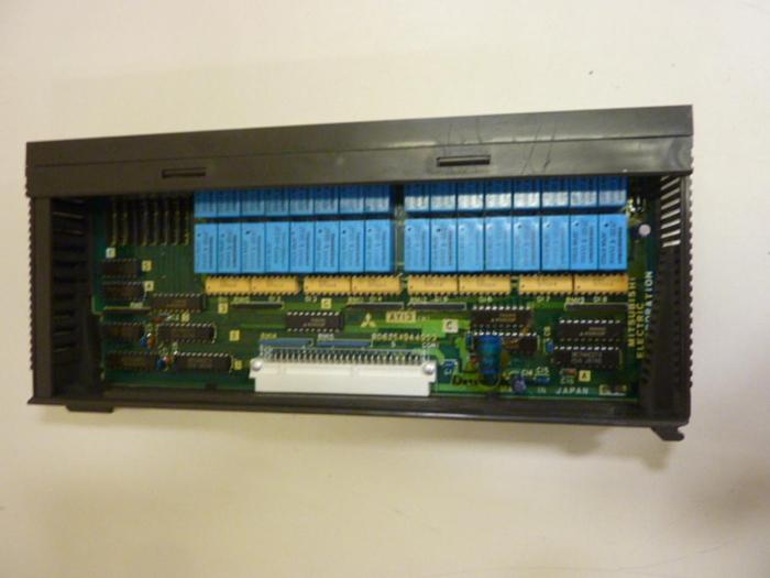 Used MITSUBISHI Melsec Output Module AY13 #67553