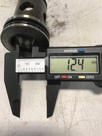 Used VICKERS Cartridge Valve Insert 25-D10-30 USed