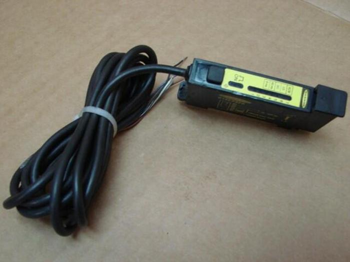 Used BANNER ENGINEERING Photoelectric Sensor D12EP6FP #21883