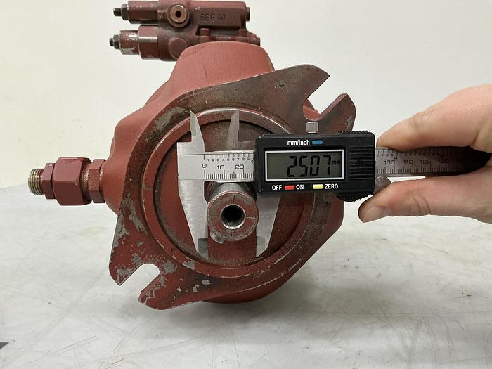 Used BRUENINGHAUS HYDROMATIK A10VSO 45 DFR1/31 R-PPA 12 NOO-SO405