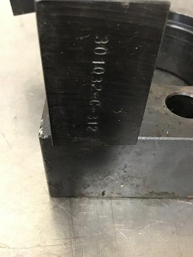 Used VAN DORN Motor Mount S1336234A #127650