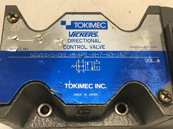 Used VICKERS Valve DG4VS-5-0BL-M-U7L-H-7-40-JA2 #135658