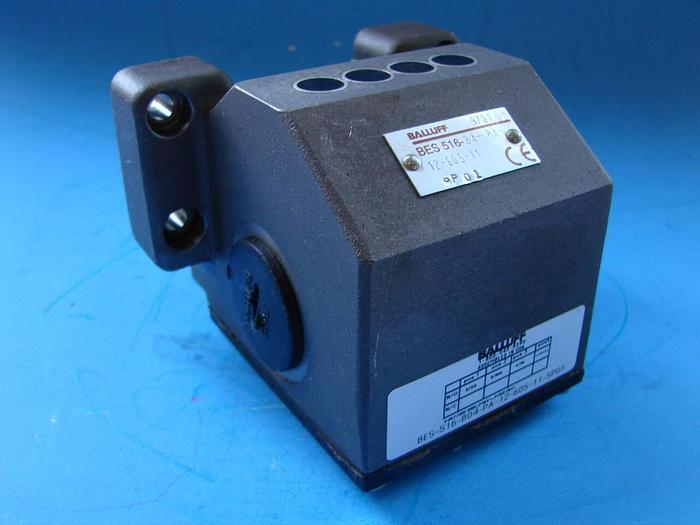 Used BALLUFF Limit Switch BES-516-B04-PA-12-605-11-SP01 #10524