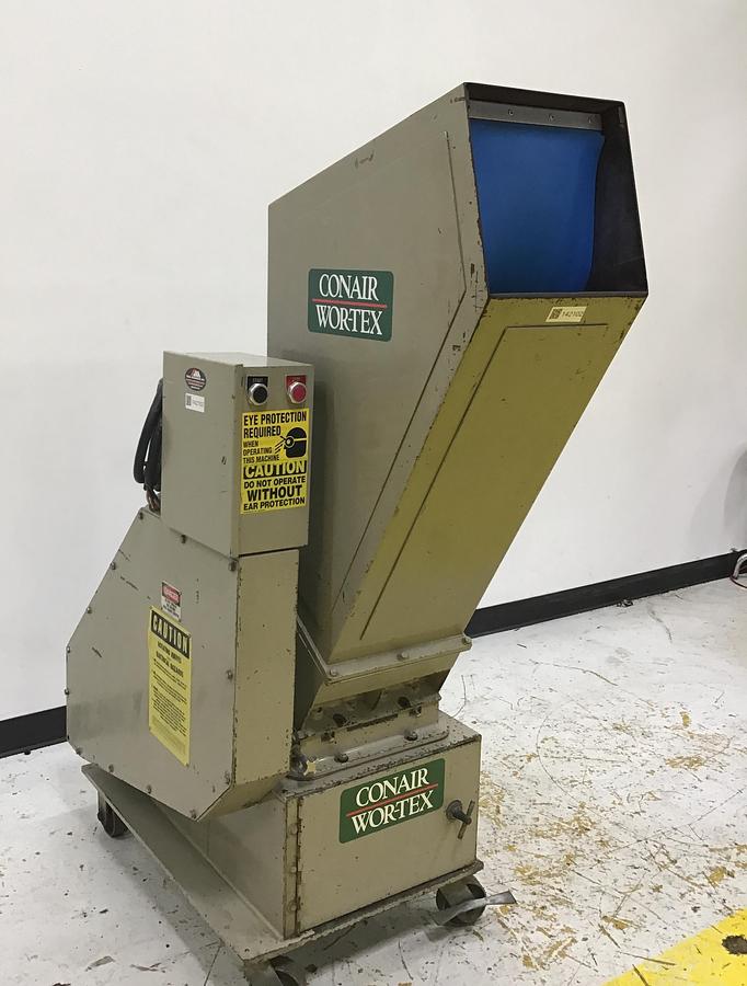 Used CONAIR ES1012 10 HP Grinder Used #142102