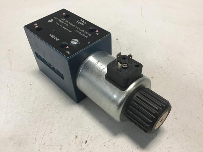 Used BOSCH Valve 081WV10P1V1045WS024/00D51 #132365