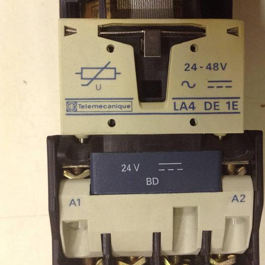 Used TELEMECANIQUE Contactor LP1D25008 #85017