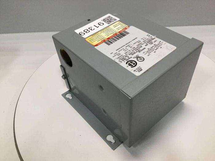 Used SQUARE D 0.500 kVA Dry Type Transformer 500SV1B #91389